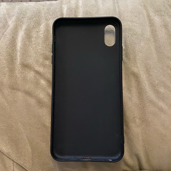 Leopard print phone case! - Picture 2 of 4